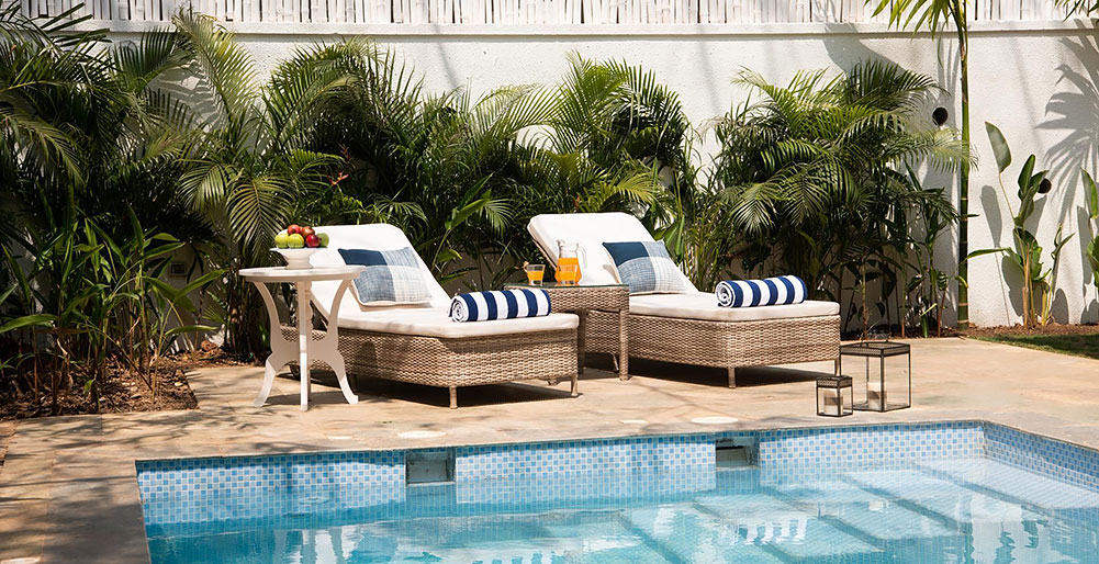 Monforte Villa B - Poolside loungers<br />
